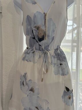 White Floral Zip-Front Sleeveless Dress Medium